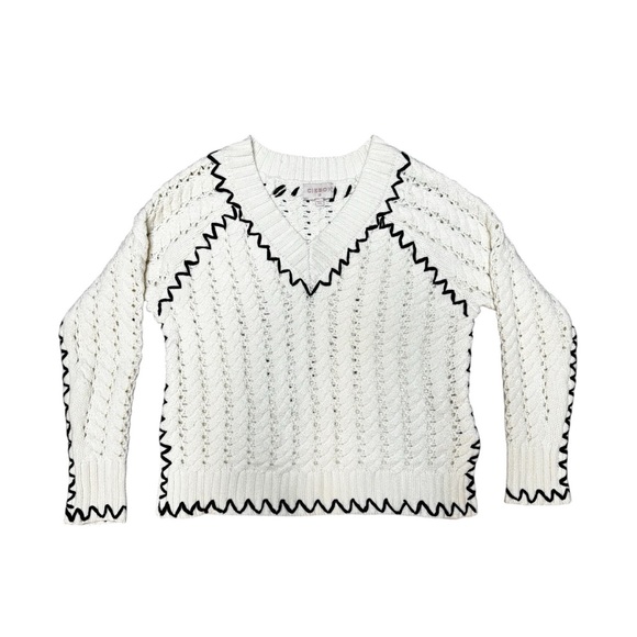 Ciebon Sweaters - Elegant V-Neck Sweater with Black Accents